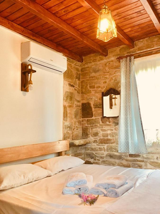 Sari Keci Tas Otel İmroz Екстериор снимка