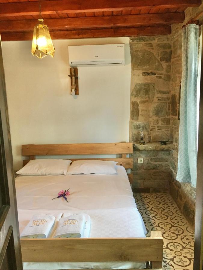 Sari Keci Tas Otel İmroz Екстериор снимка