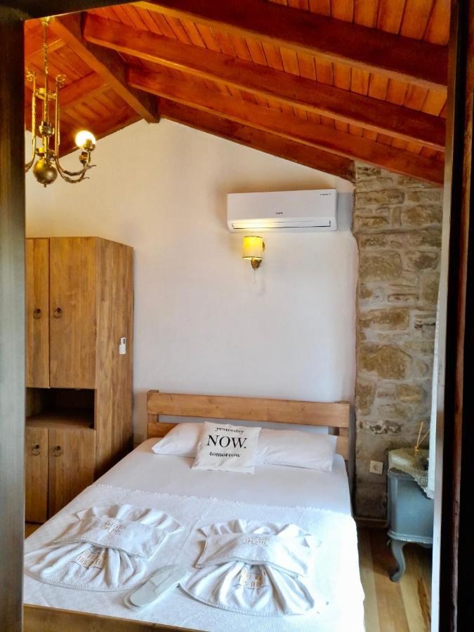 Sari Keci Tas Otel İmroz Екстериор снимка